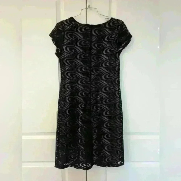 Purple Lace Cleo Dress - size 4 - Picture 4 of 4